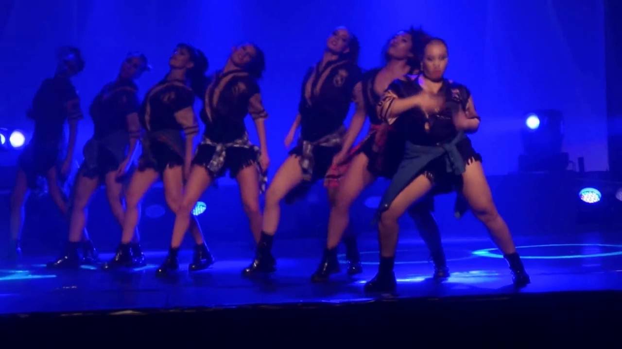 Show Request Crew in live lax studio