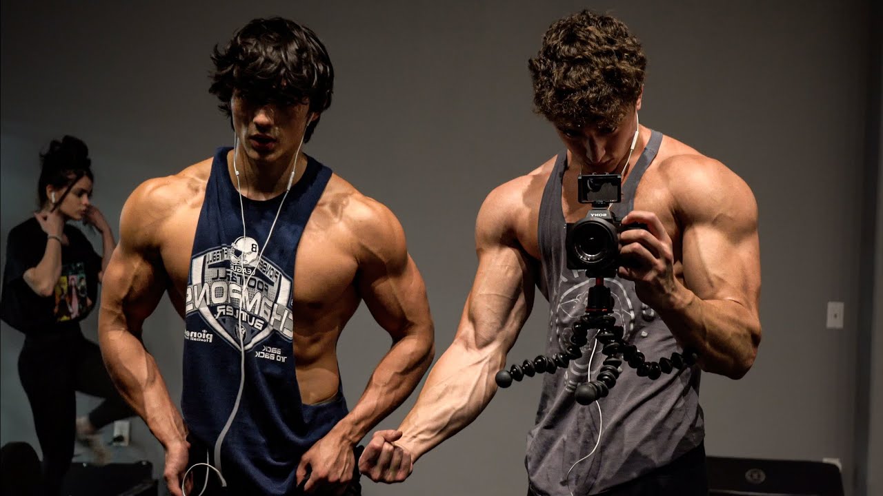 WE FOUND A NEW GYM | Workout Motivation
