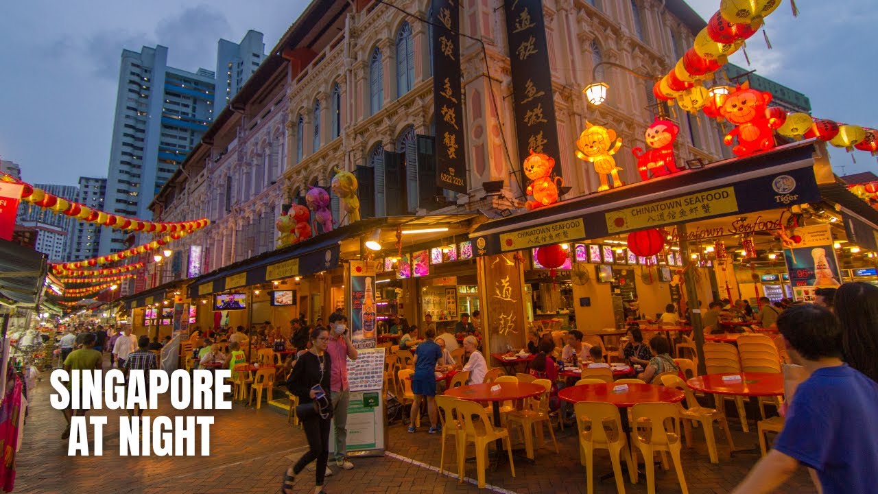 Singapore City: Geylang to Chinatown (Night Cycling Journey)