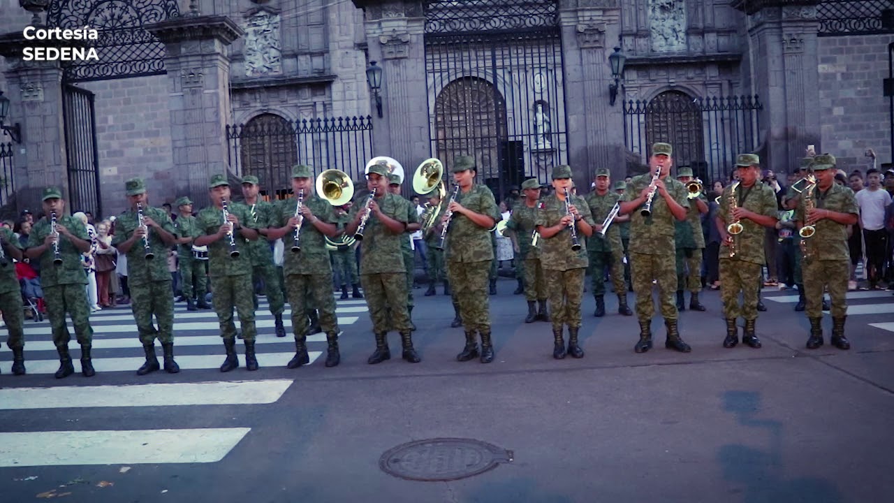 Militares sorprenden con Flashmob musical en el centro de Morelia