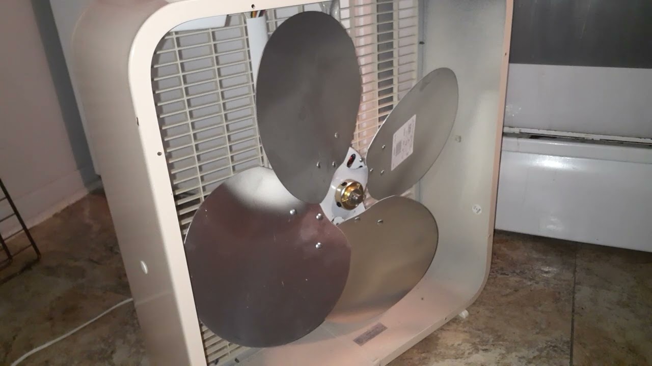 Testing The LAU 60263801 Propeller With My Vintage Lakewood P-58 Box Fan Motor