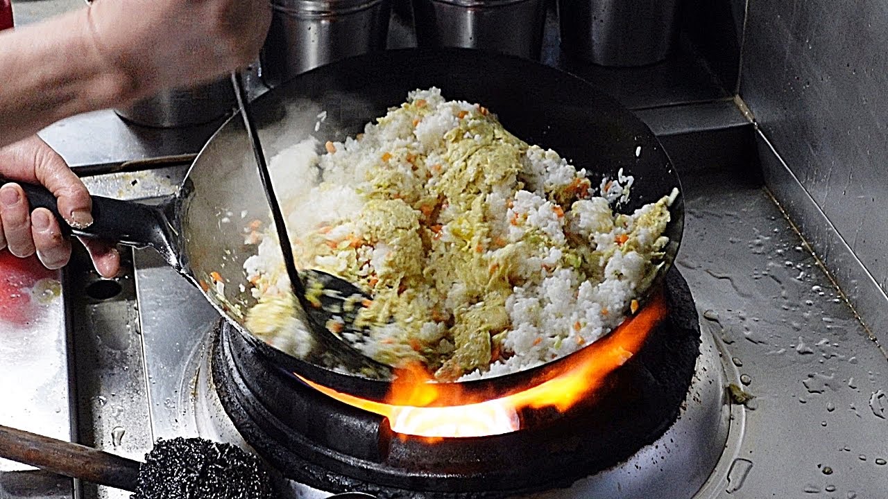 숙련된 웍질! 중국집 경력 30년 달인의 오후 일상(계란볶음밥,잡채밥,우동,칠리새우,탕수육)