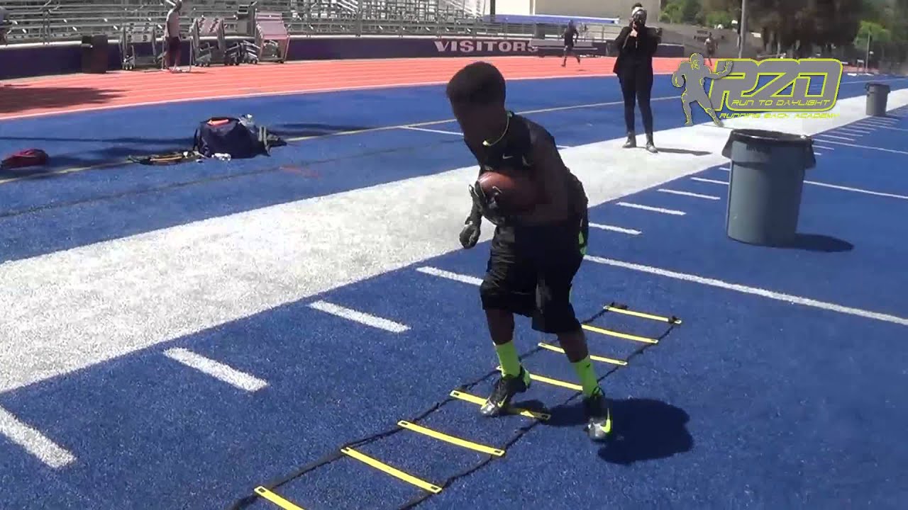 RUN 2 DAYLIGHT RUNNING BACK DRILLS JONES BOYS