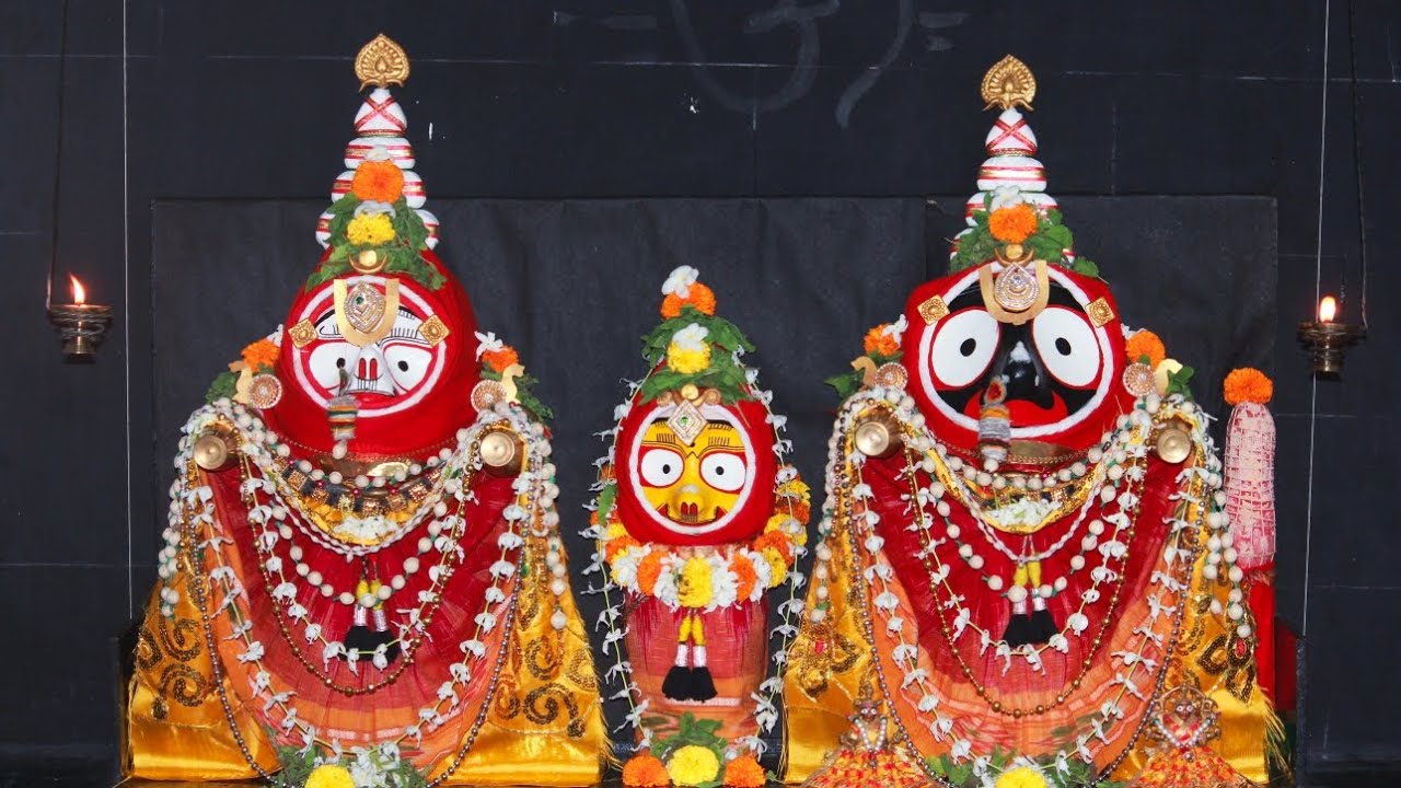 Jhulana Sandhya Besha 
