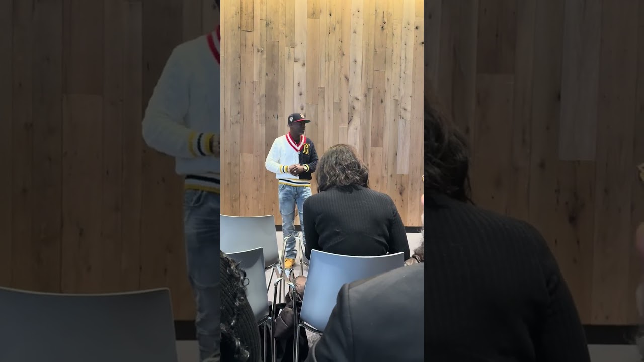 SFC(R) RG Bowen speaks at NY State Purple Heart event