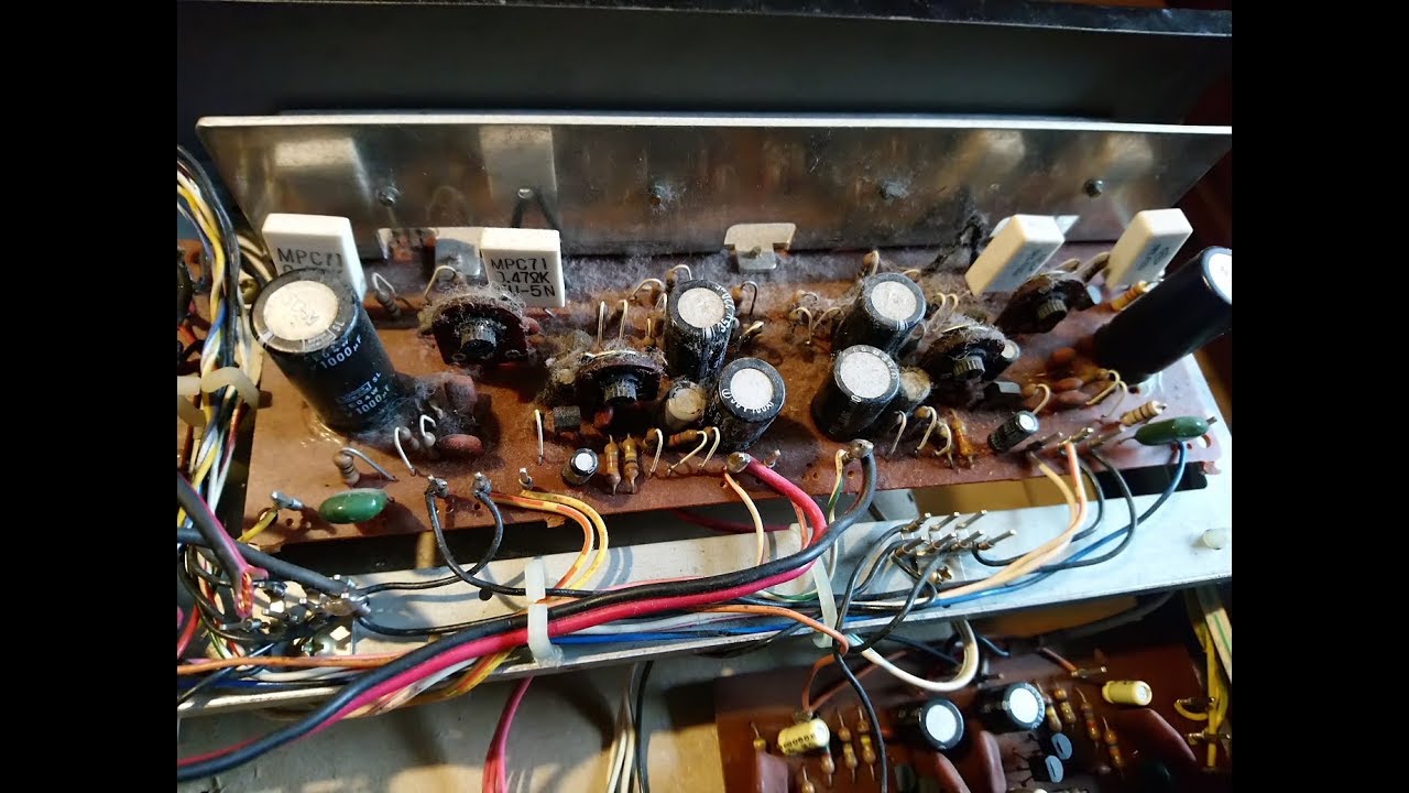 Ampli Akai AA-5210