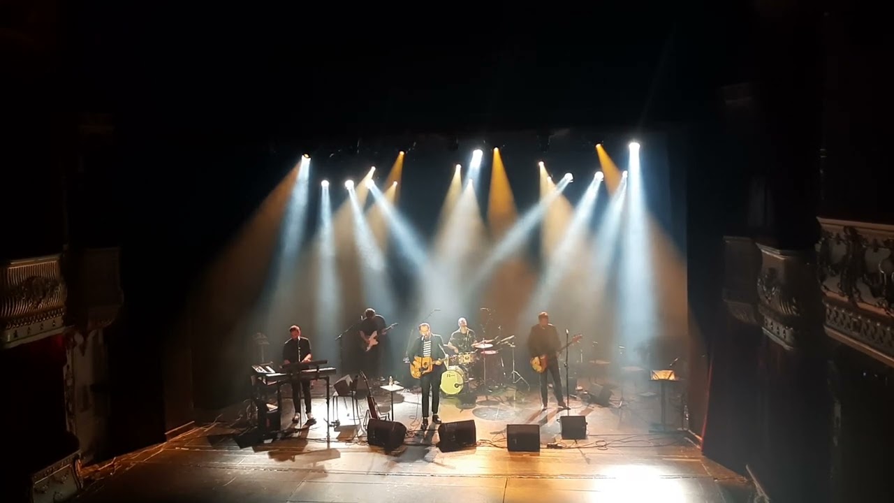 Knipi - Värejä @ Aleksanterin teatteri 2.12.2022