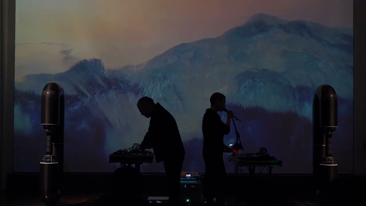 ANEZ Experience Klangperformance ft. BAYZ Lautsprecher