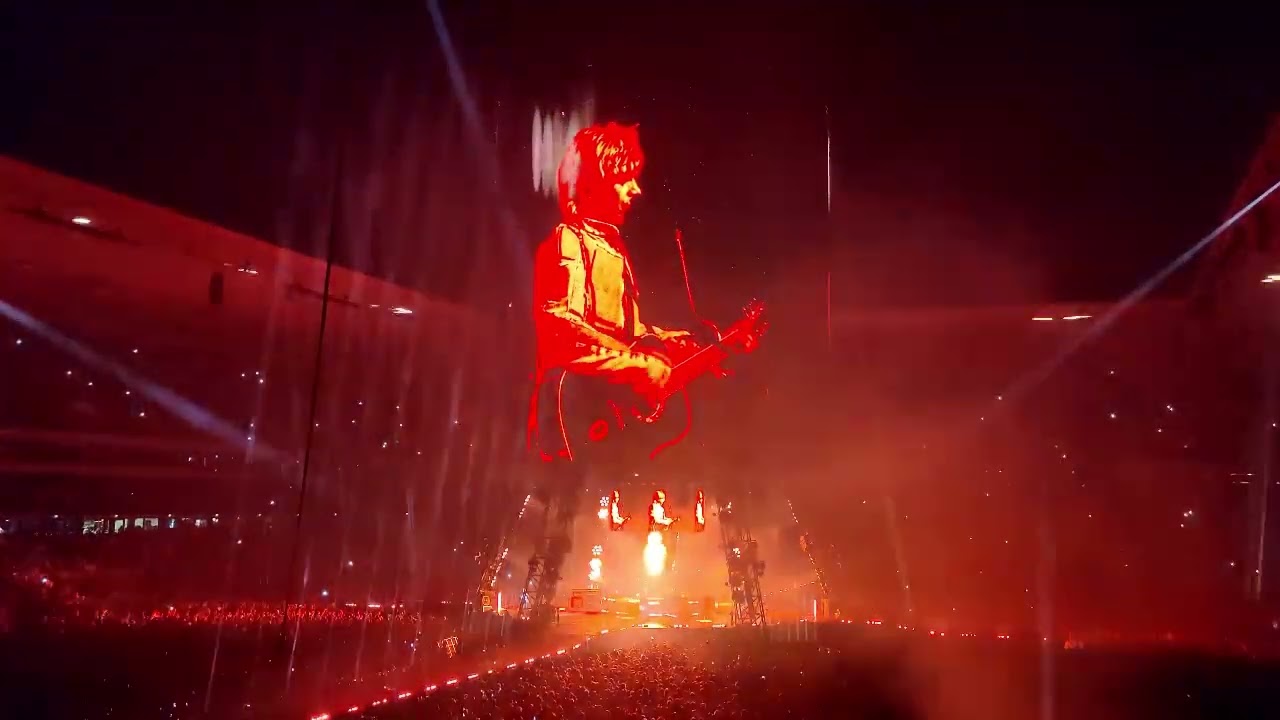 Indochine - Karma Girls - Matmut Atlantique - Bordeaux - Central Tour