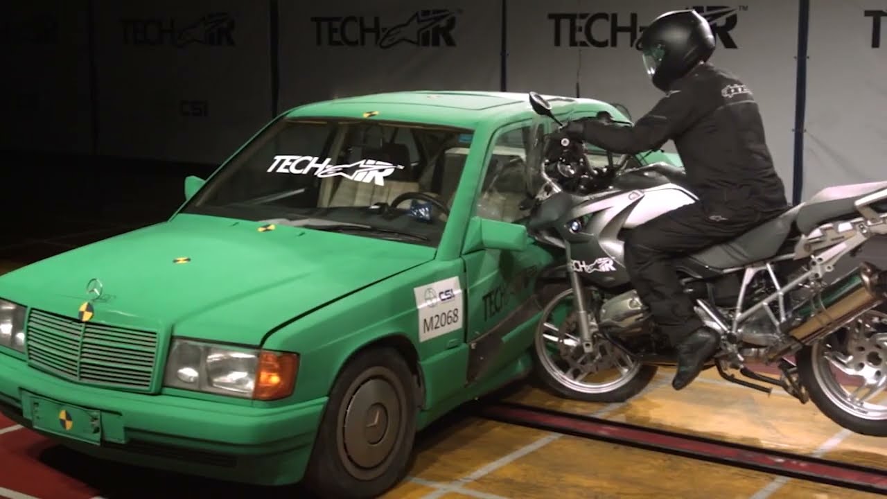 Cos&igrave; funziona l'Airbag Tech Air 5 di Alpinestars (video ufficiale)