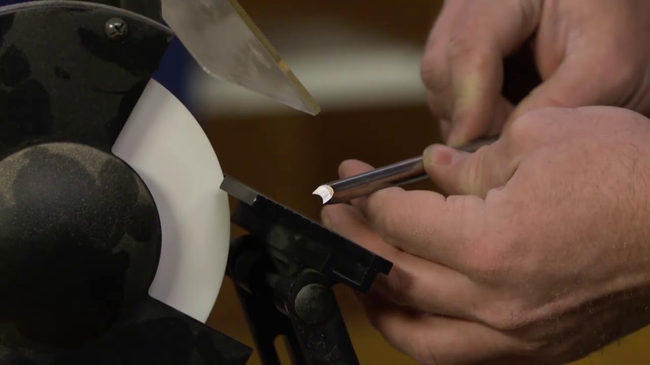 Woodworking Tip: Turn A Spindle Gouge Into A Beading Tool
