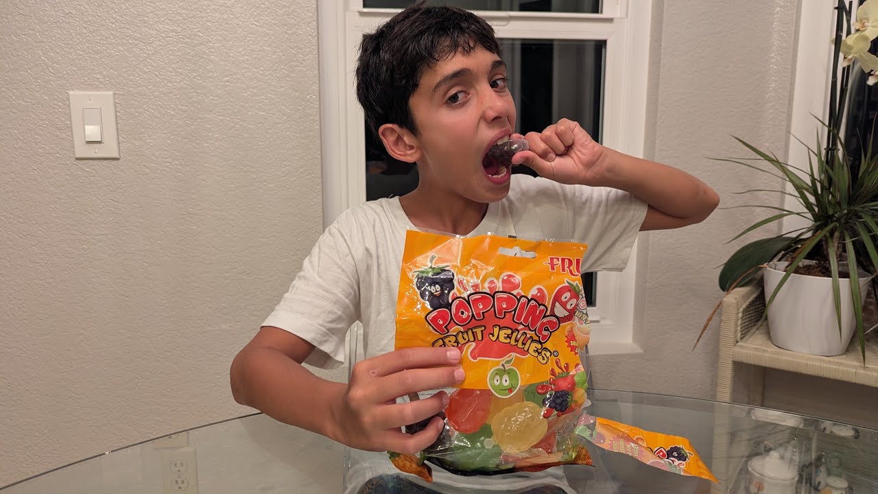 Trying Popping Fruit Jellies for the First Time! | Taste Test & Review 🍓🥭🍇