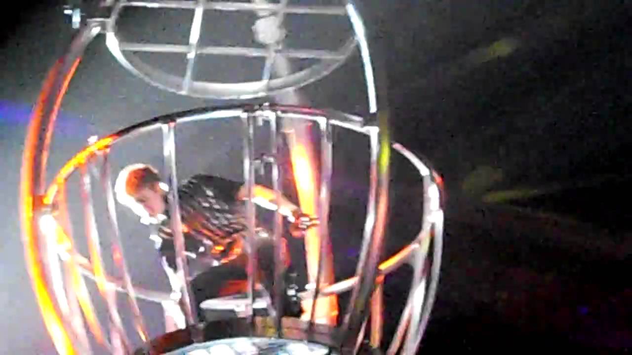 Justin Bieber - My World Tour Live @ The O2 Dublin - 13 Up