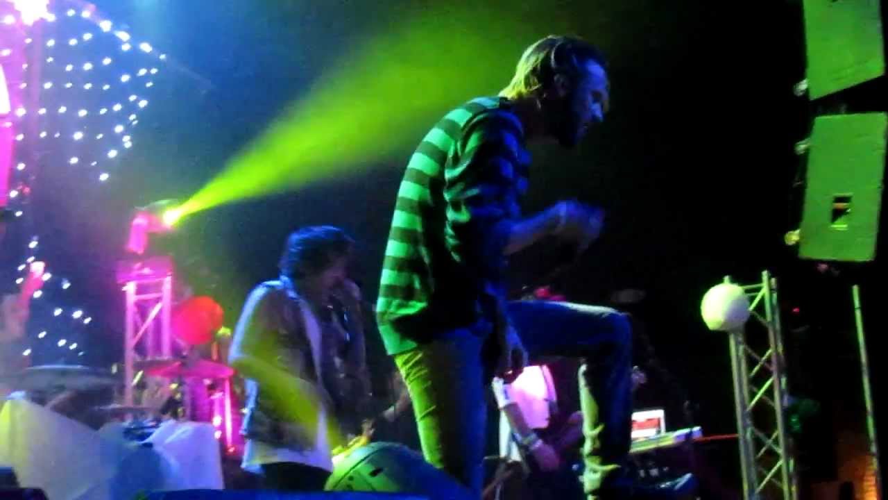 Breathe Carolina- Billie Jean cover live (Summit Music Hall 12-15-12)