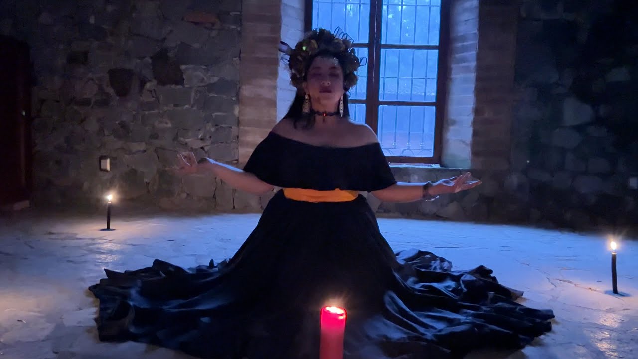 Sofía Lara - La Bruja de la Huasteca