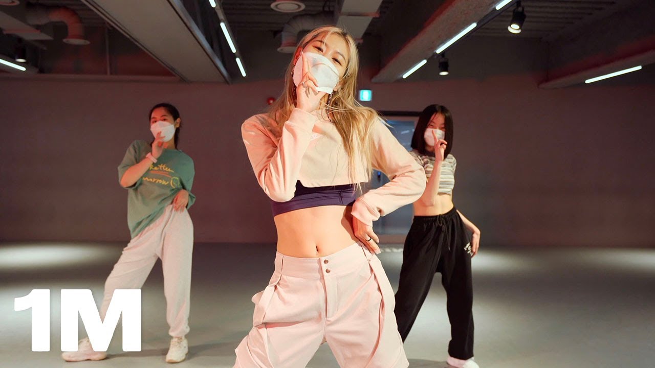 Doja Cat - Kiss Me More ft. SZA / Learner's Class