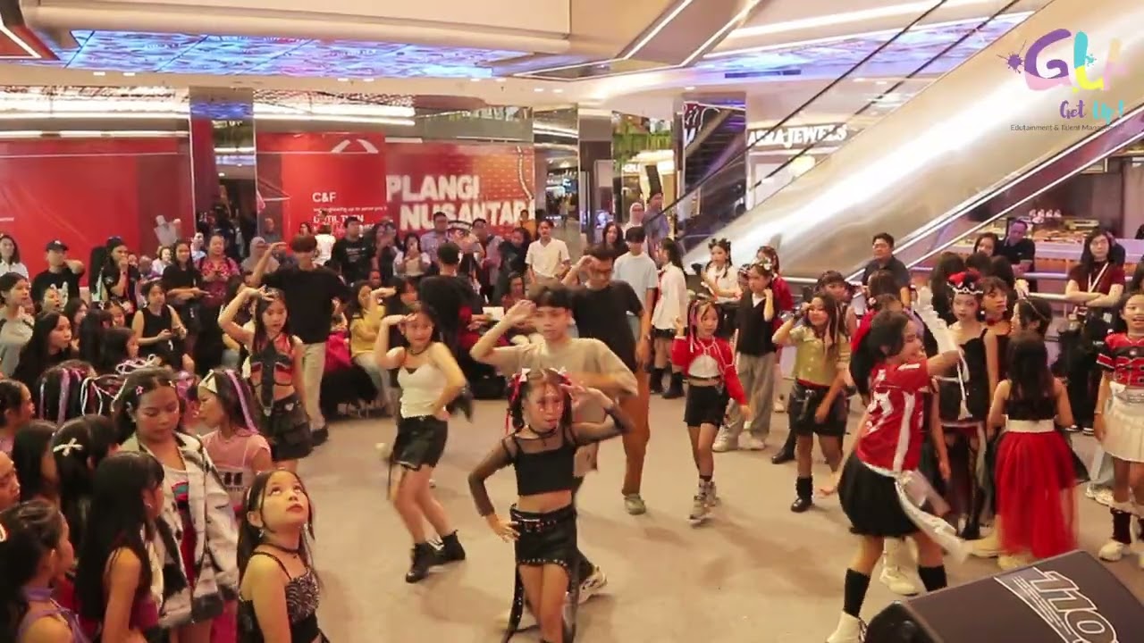 KPOP RANDOM PLAY DANCE in JAKARTA | Merdeka Showdown Kpop Dance Cover Competition 2025