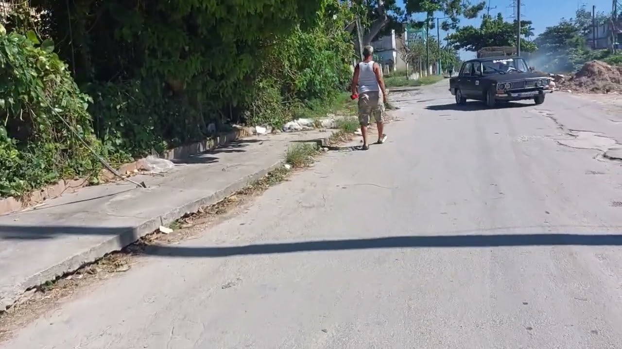 REPARTO MIRAFLORES 🇨🇺 LOS PINOS AVENIDA DE LOS APOSTOLES🇨🇺HABANA CUBA 🇨🇺