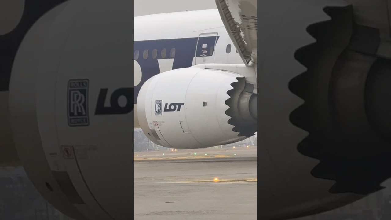 Rolls Royce Engine | Boeing-787 | #shorts #trending #viralshorts #aviation #boeing #rollsroyce