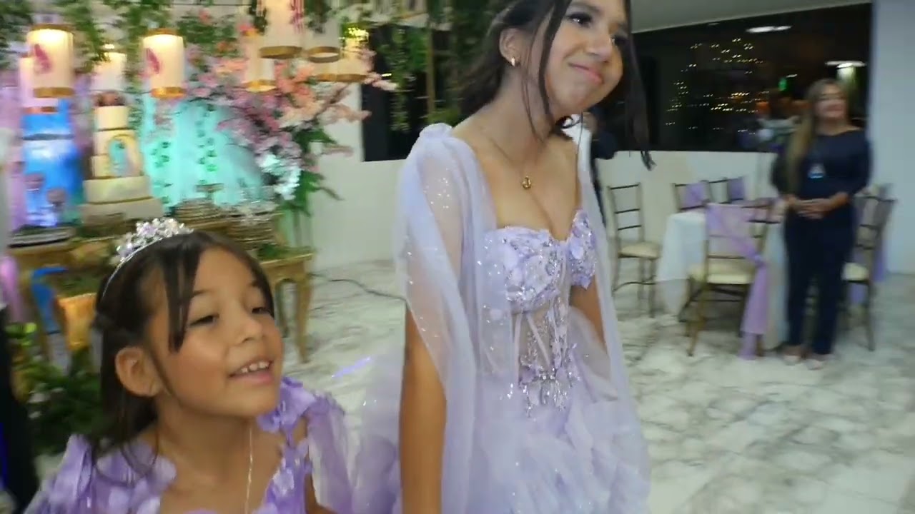 Video musical quince Adriana 