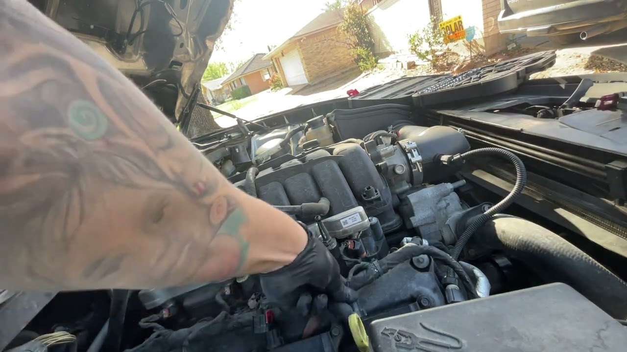 Spark Plug Change 2015 Dodge Charger 5.7 Police Pursuit - NGK Laser Iridium