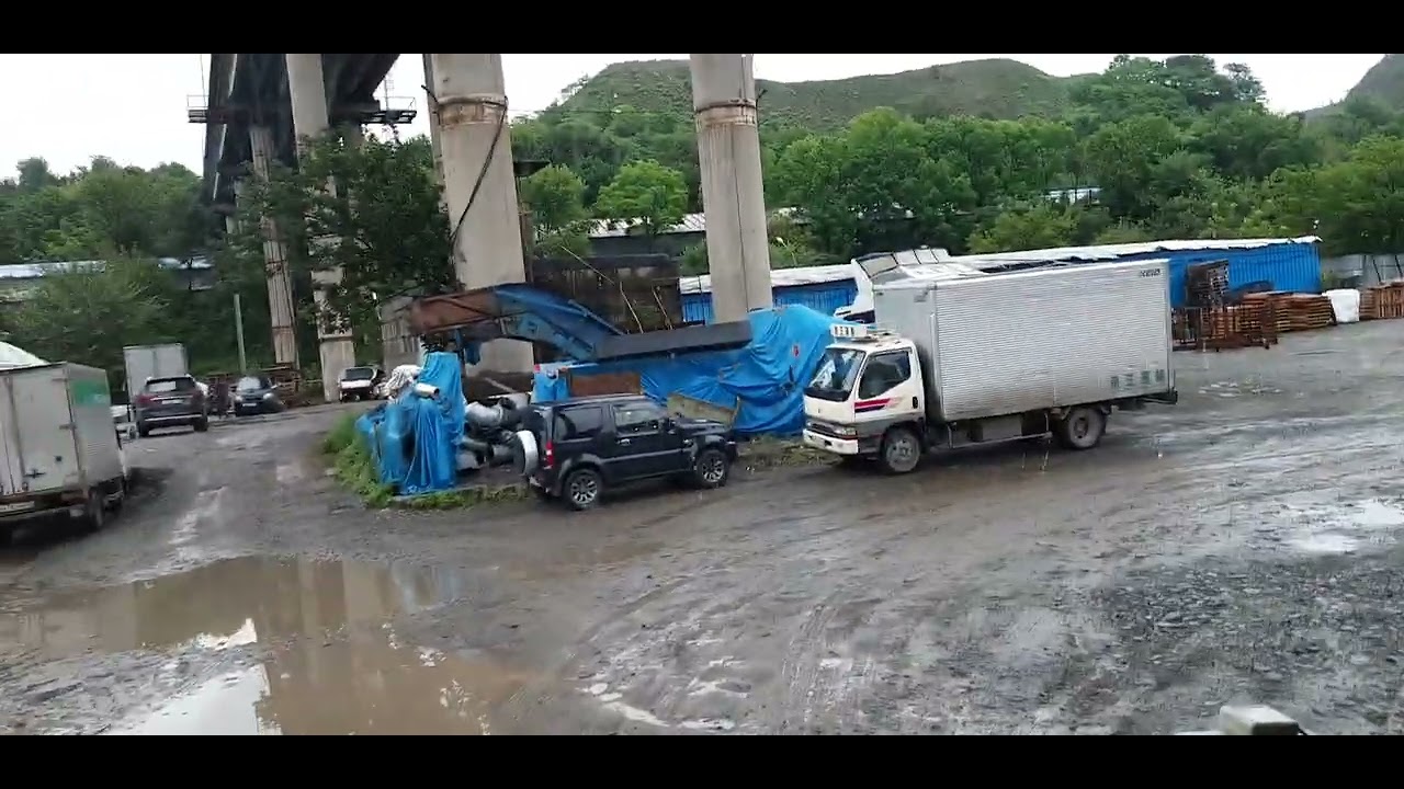 Владивосток, на выгрузку улица Снеговая 18а .  Вся жизнь в дороге