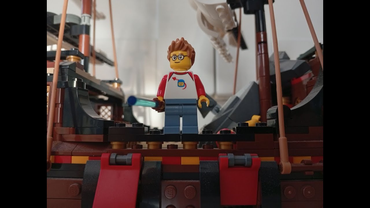Fight on a pirate ship in lego stop motion