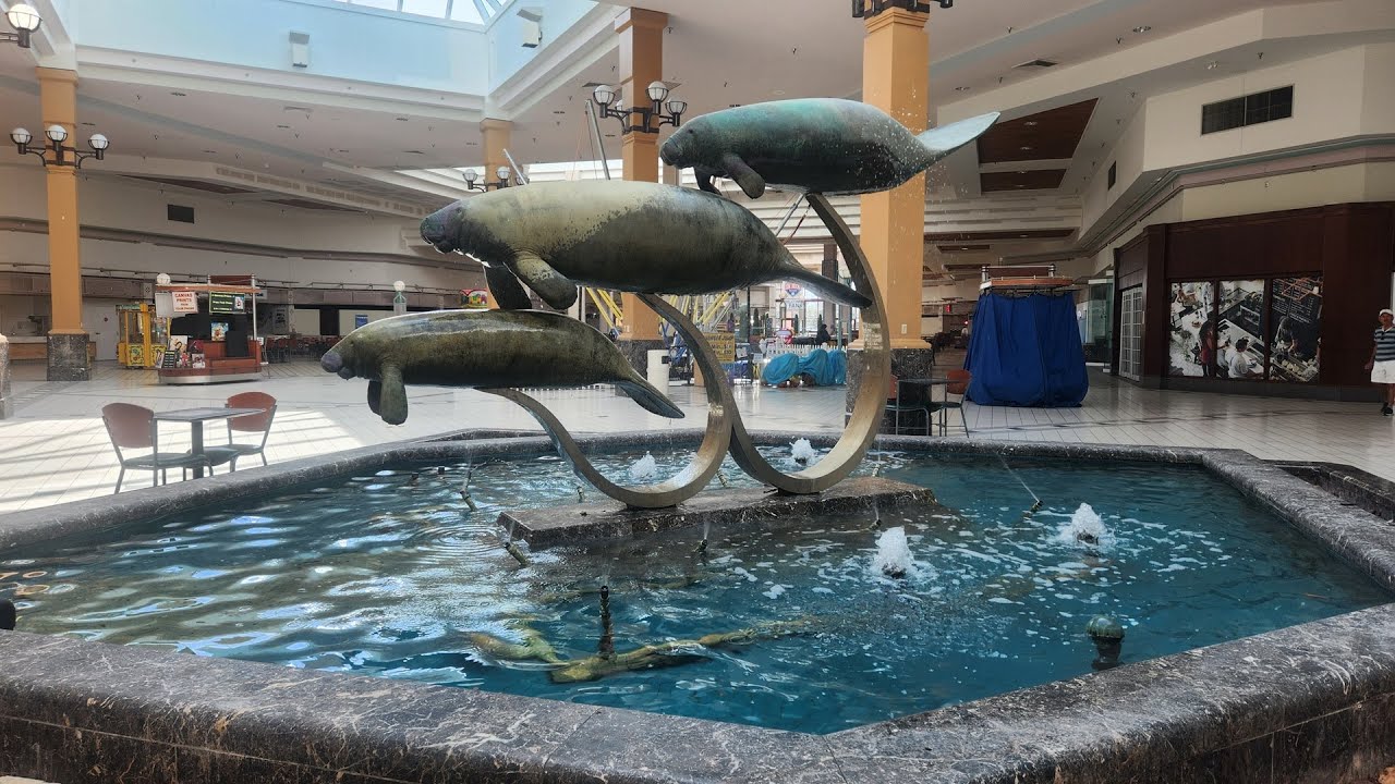 A Visit to Port Charlotte Town Center (FL)