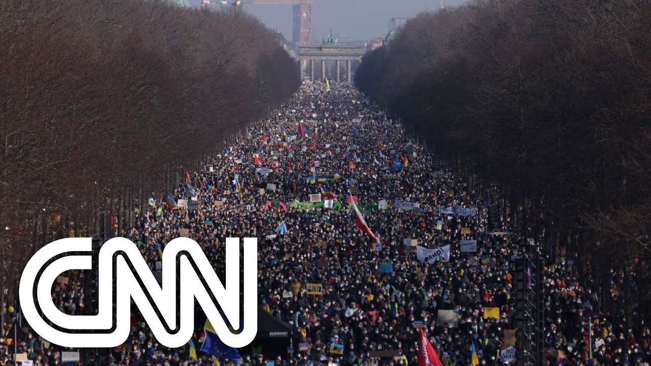 Berlim registra protestos contra guerra na Ucrânia | CNN DOMINGO