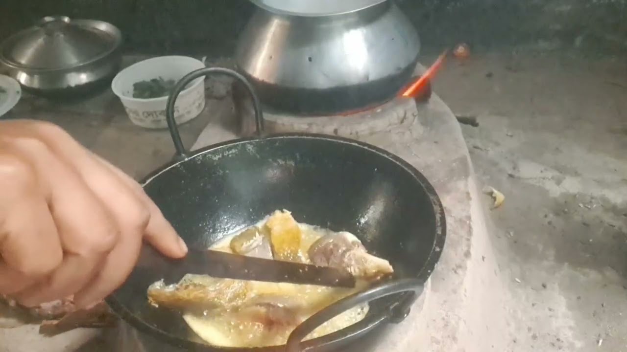 ছোট্ট ইলিশ মাছের স্বাদে আলাদা 🍲😋#cooking #foryou #subscribe 