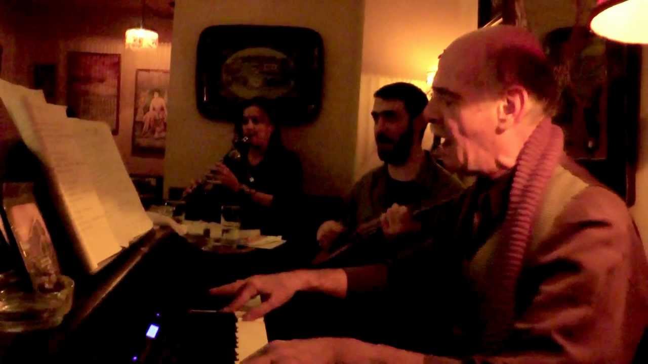 Ραμπι Ραμπι -  Στρατος Στρατηγοπουλος Χρηστος, ‎Δαφνη.