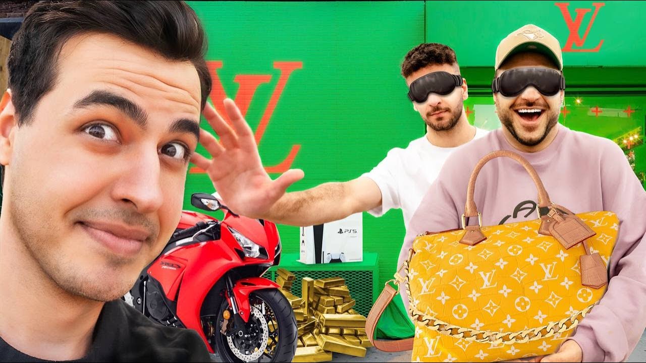 با چشم بسته به هرچی دست بزنیم باید بخریم 😂 Blindfolded Shopping Challenge