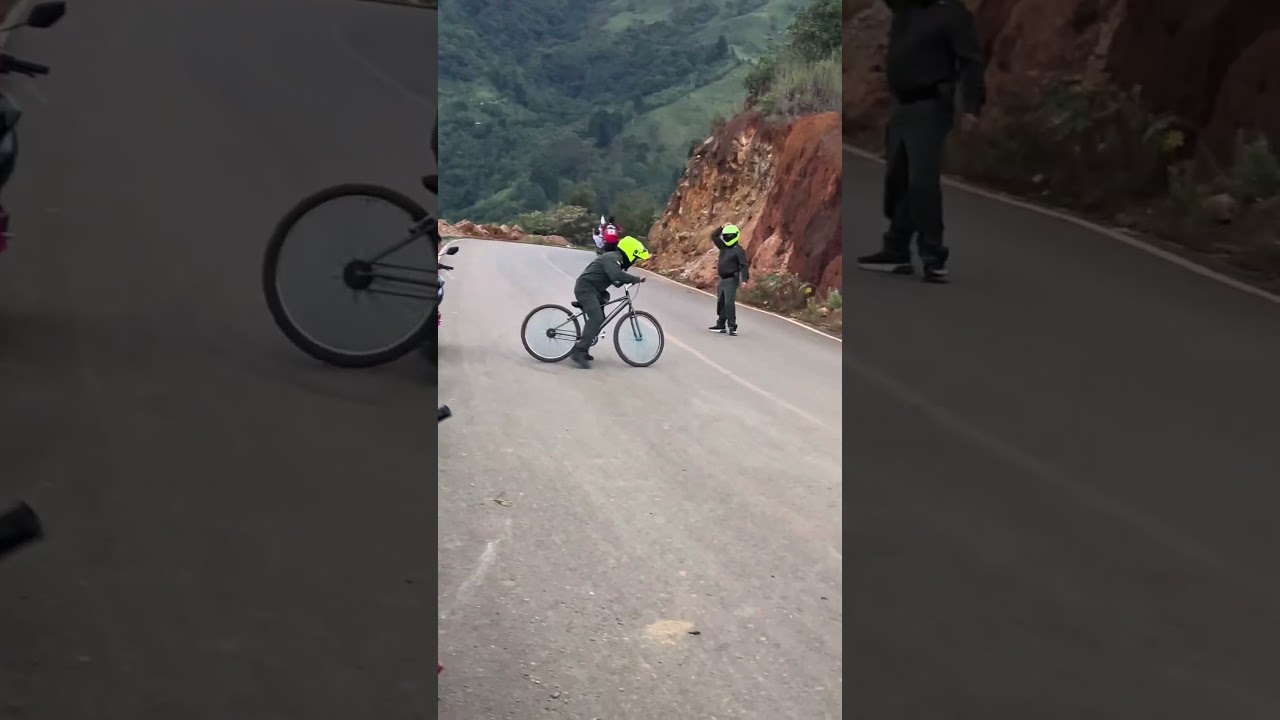 Por poco los Alcanzan 🤣🤣🤣 #policia #persecuciones #humor