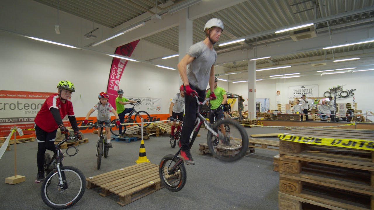Ananas Boys Nikolo Biketrial Training