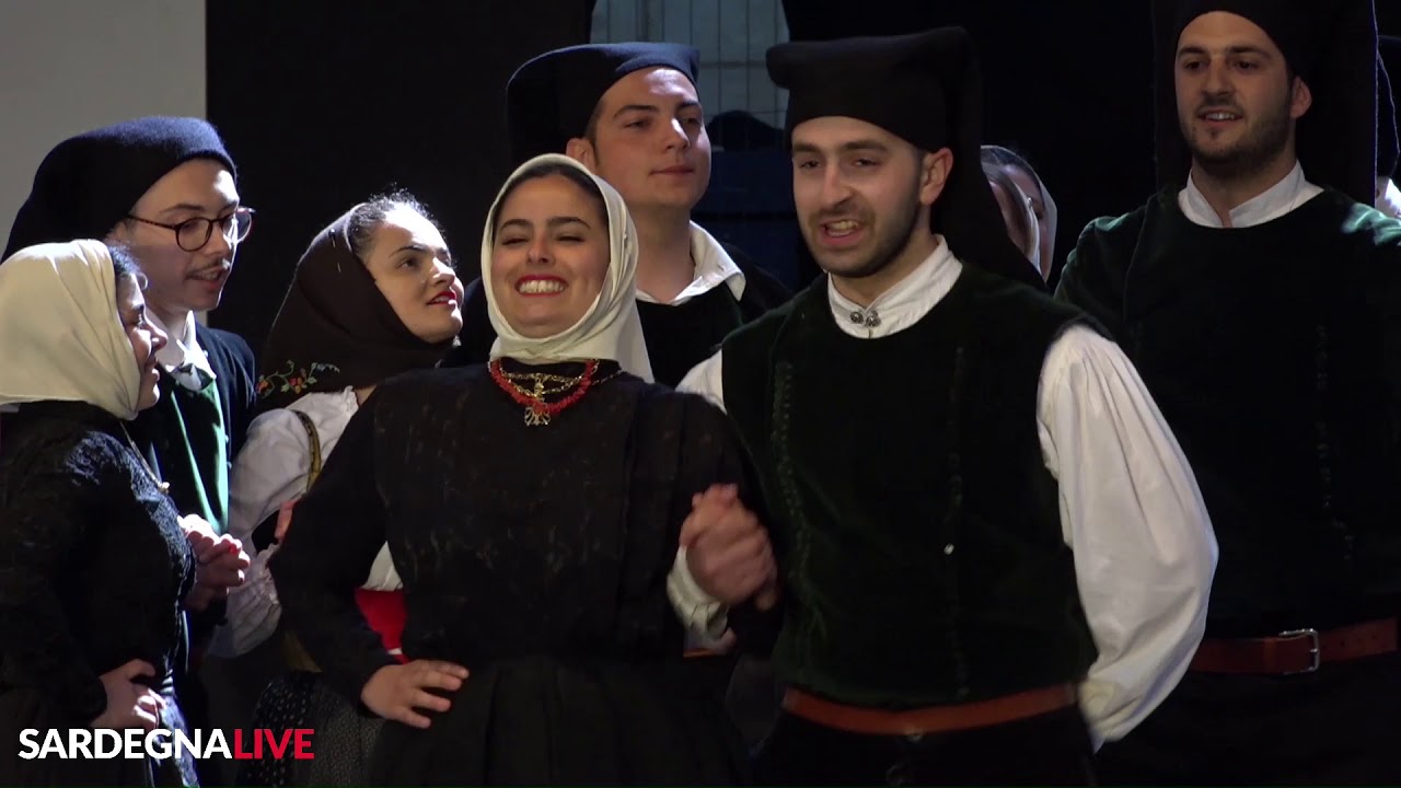 Il Gruppo Folk “Sant'Antioco di Bisarcio” di Ozieri alla Cavalcata Sarda 2019