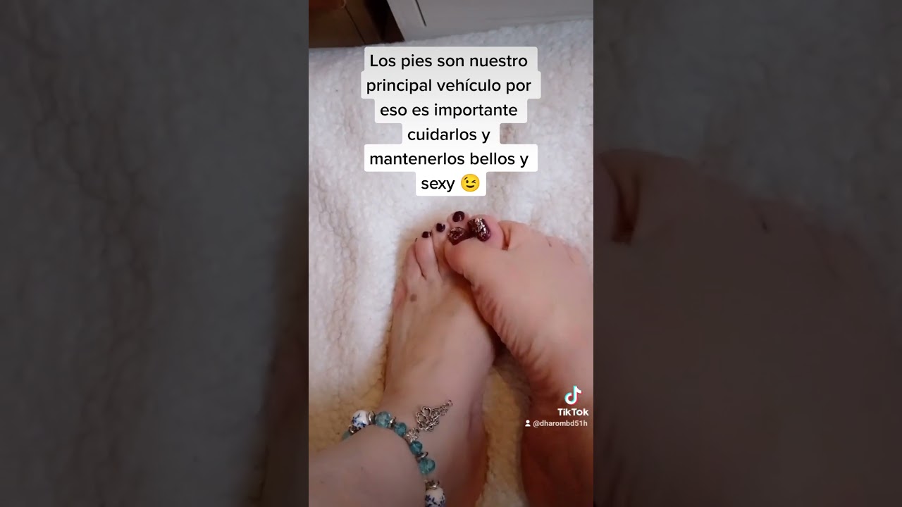 Beautiful feet. Pies bellos