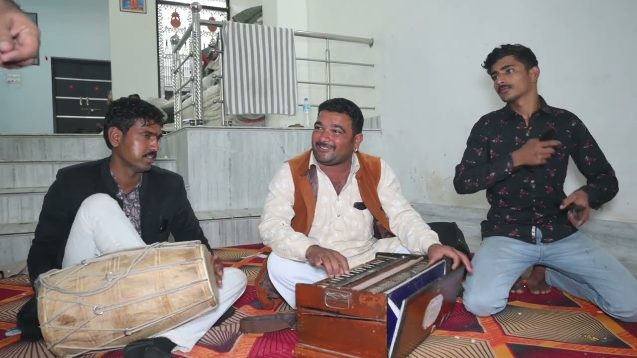Balam ji mhara aa rya hai // बालम जी म्हारा आ रया है // Folk Music Barmer