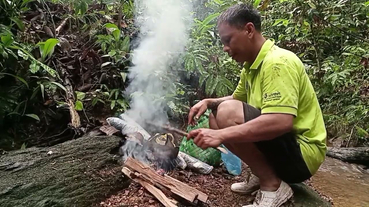 Misi memukat dan membubu ikan  enseluai