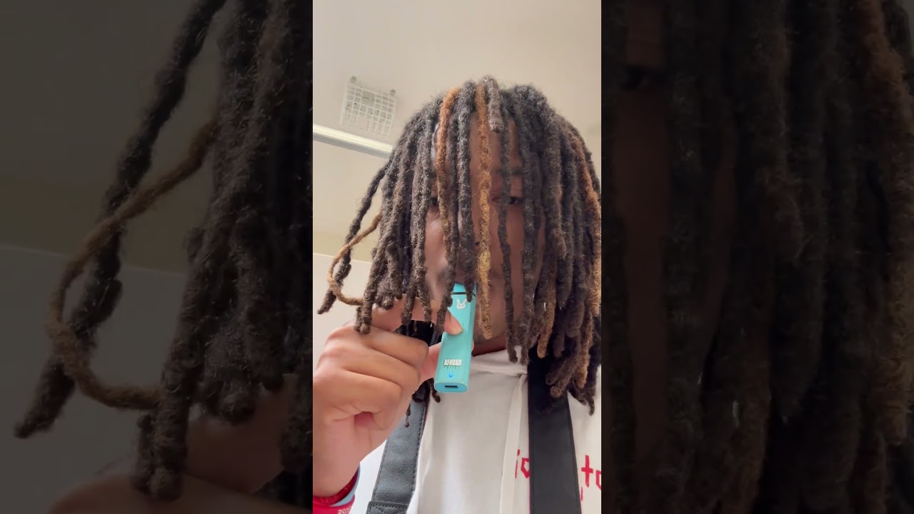 DABBING  IN SCHOOL FADED OFF THE 2g LEVELS DISPO #dabbingvideo #geeked #penjamin  #blinker
