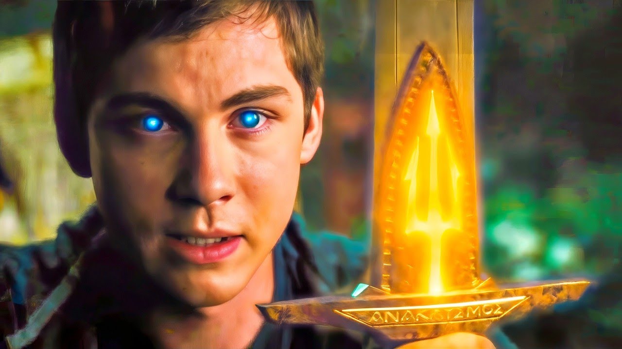 Este joven GANÓ una ESPADA LEGENDARIA para derrotar a DIOSES PODEROSOS y RECUPERAR el RAYO de ZEUS