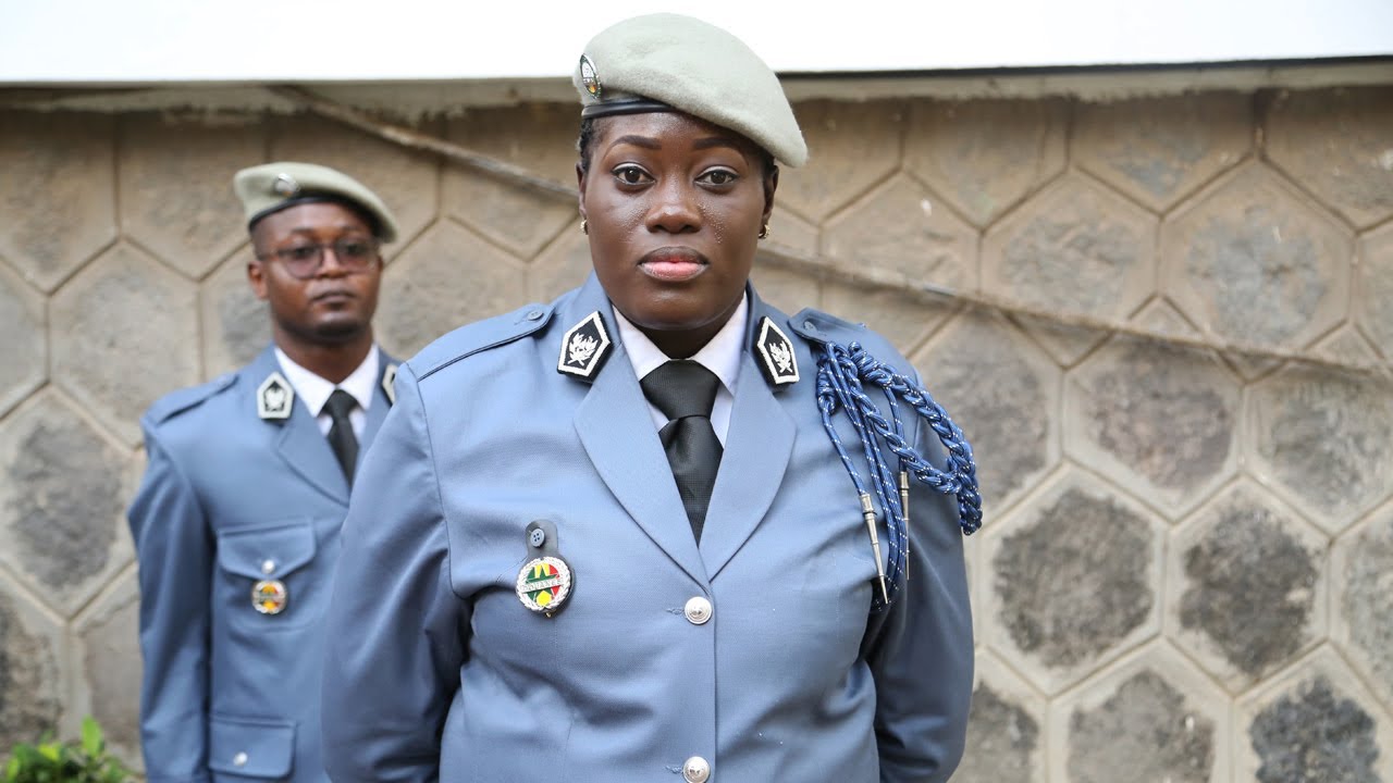 Cérémonie de remise d'épaulettes aux Inspecteurs des Douanes (Promotion 2022-2024)