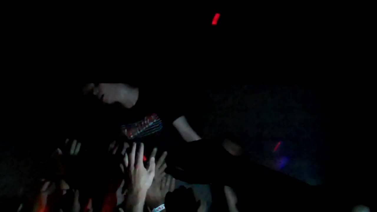 Crystal Castles @ Echoplex 4/12/10 - 'Alice Practice'