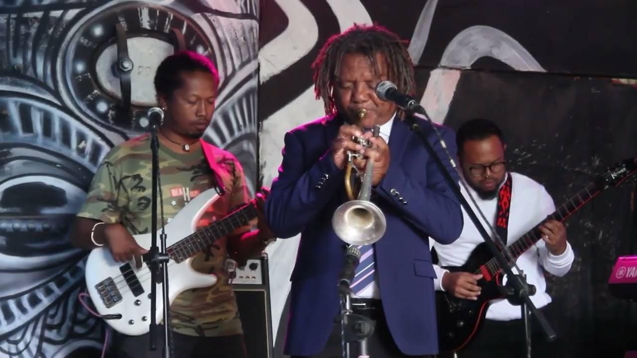 TSIMIHOLE Band - Tribonaly