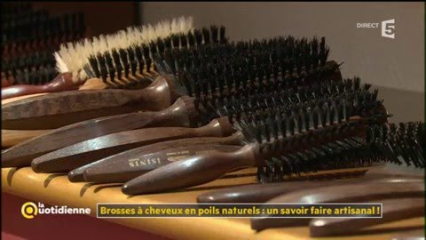 Brosses à cheveux en poils naturels : un savoir-faire artisanal ! - La Quotidienne