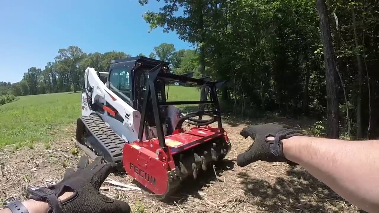 Первый запуск 2019 Bobcat и лесного мульчера Fecon FGT