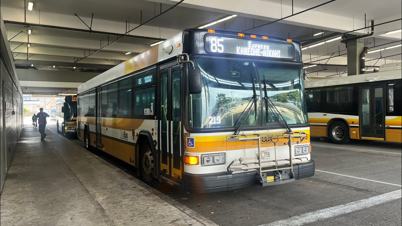 TheBus Honolulu Bus 703 Route 85 Express! KANEOHE AIKAHI (Part 1)
