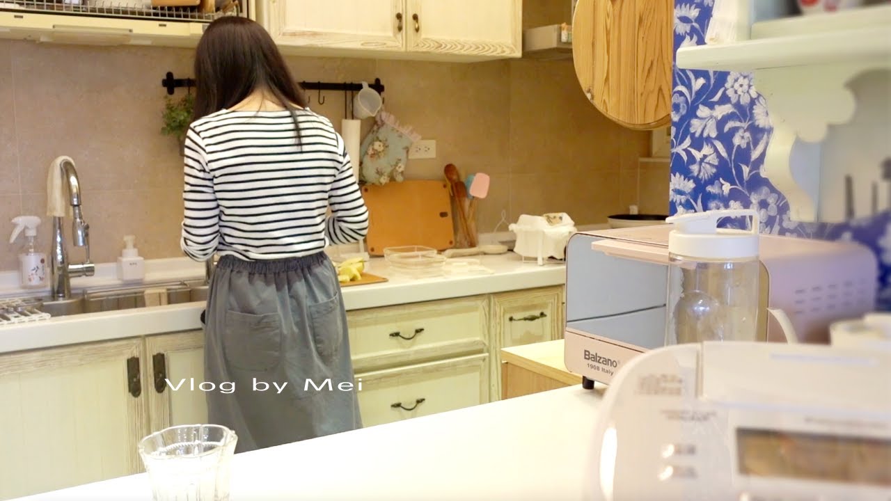 主婦一日｜生活愛用品回購歸位／香水斷捨離到只剩這一瓶／簡單又美味的涼拌鴨賞／最多肉料理的家常晚餐／Panasonic IH 可變壓力電子鍋與玻霸鍋的開鍋｜vlog by Mei