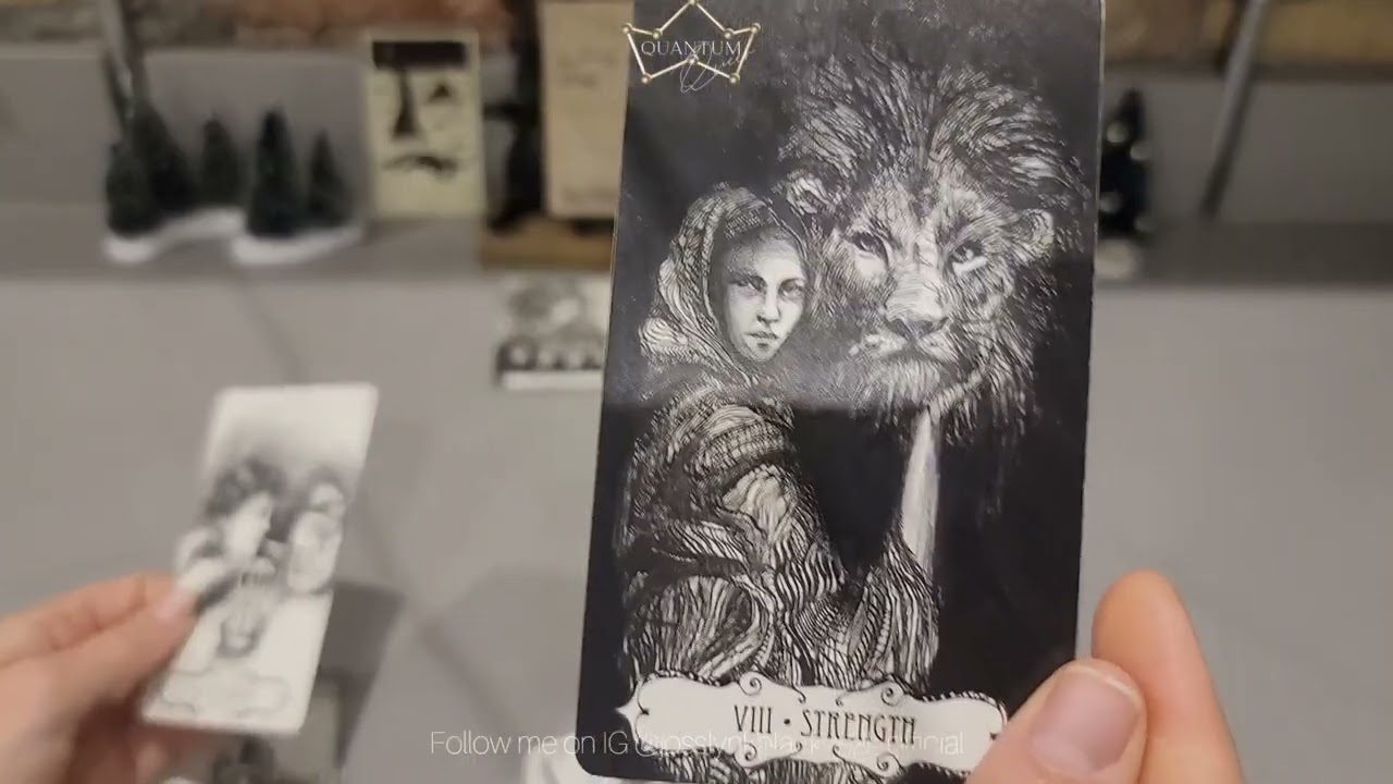 Aquarius - Listening to your every word! - Quantum Tarotscope