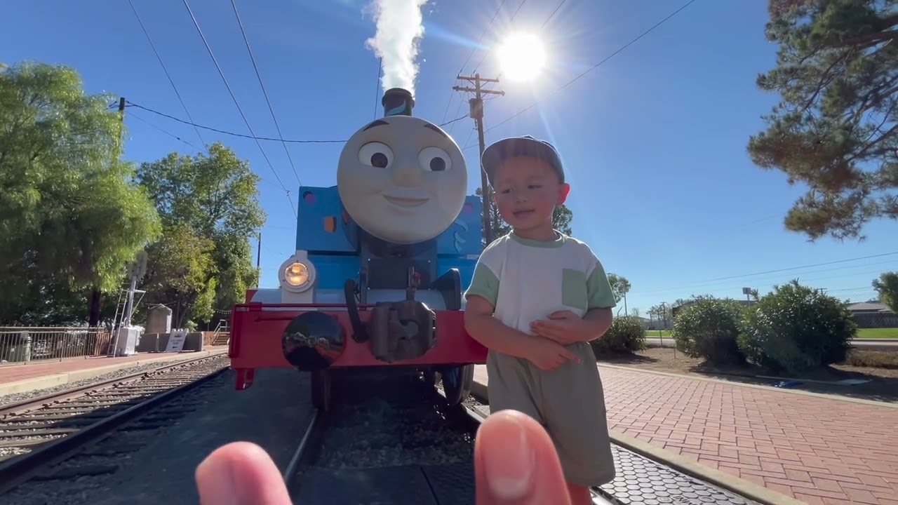 Puyotthegreat vs Day Out With Thomas x SoCal Railway Museum || Perris, CA