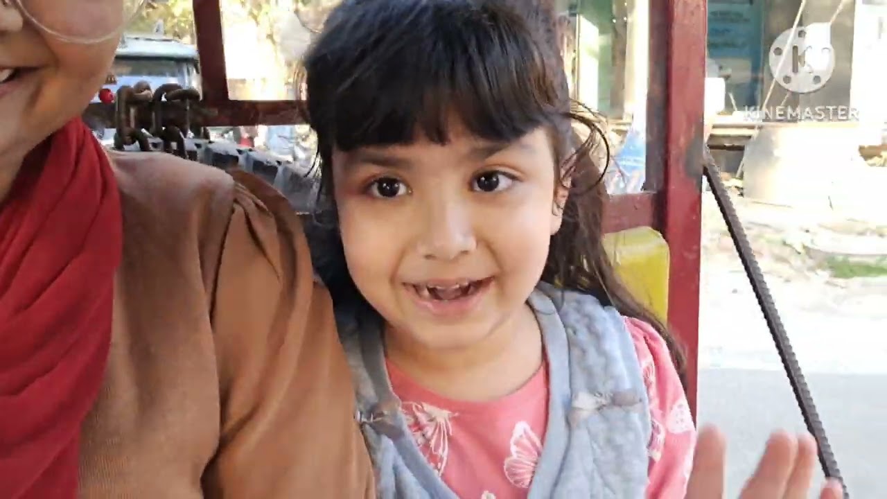 Zaara Zainab Dada ke sath gyi Mall 🥰🤗Zaara Zainab ne ki ride 👍@zaarazainabfaiz 